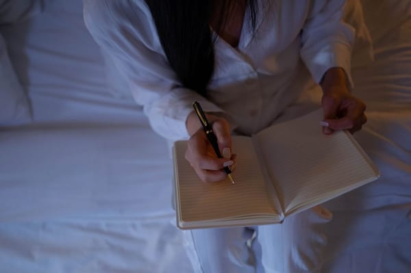 Decision Fatigue Is Real: A Mindfulness Reset for Women Making a Thousand Tiny Choices a Day